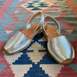 Verano Slide Metallic Leather Peep toe sandal